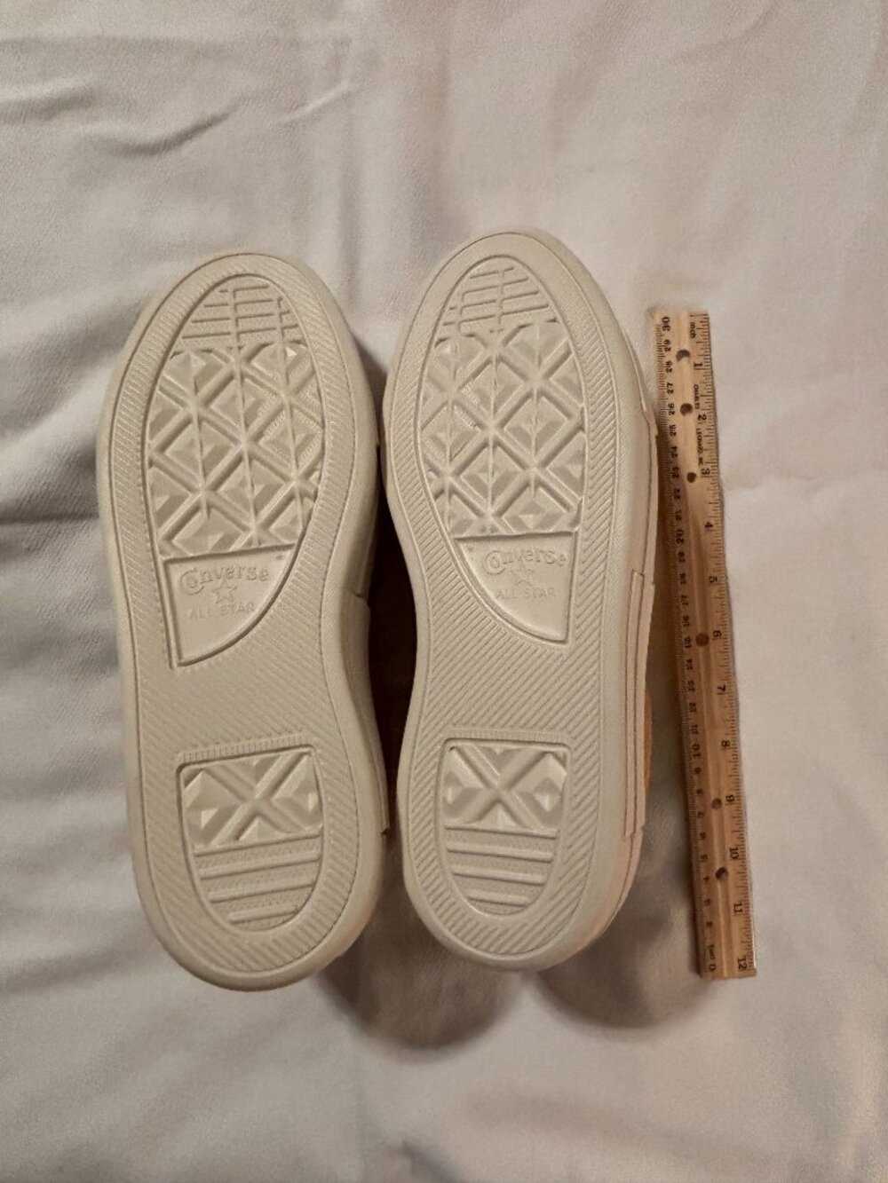 Converse Chuck Taylor All Star Cruise Sneaker - Unisex size 8.5Men's/10Women's - Picture 7 of 9